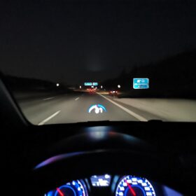 SpeedPro HUD - Geschwindigkeits Messer Autoanzeige photo review